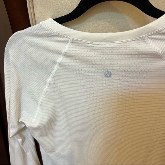 Lululemon Swiftly Tech Long Sleeve Crew 2.0 - Picture 6 of 7